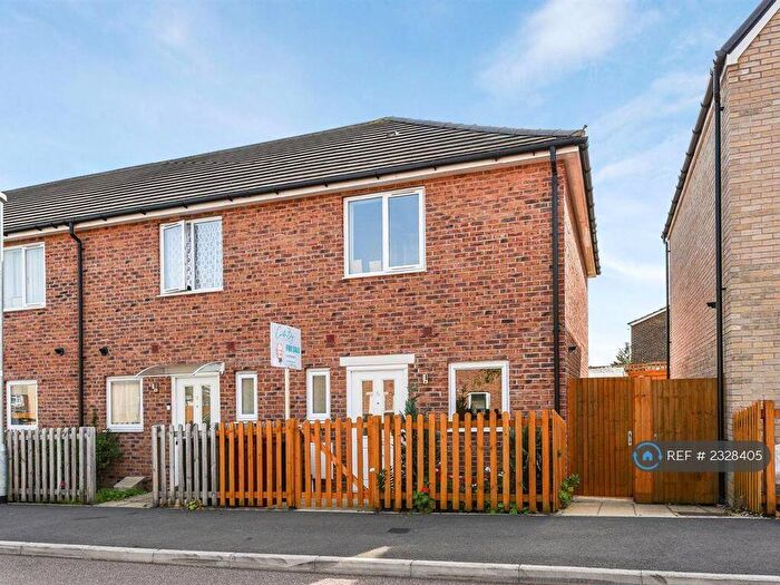 2 Bedroom End Of Terrace House To Rent In Eddleston Way, Tilehurst, Reading, RG30
