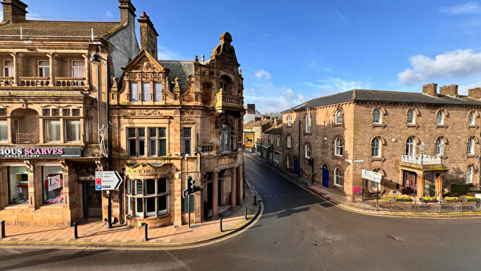1 Bedroom Apartment To Rent In Manor Square, Otley, LS21