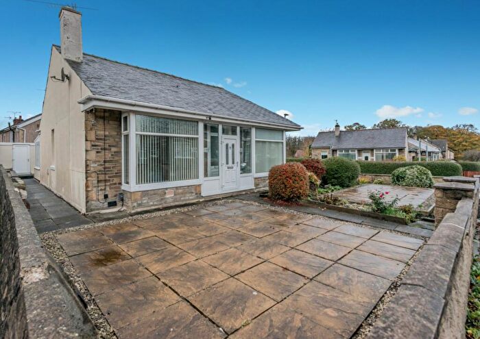 3 Bedroom Detached House For Sale In Bowling Hall Road, Bradford, West Yorkshire, BD4