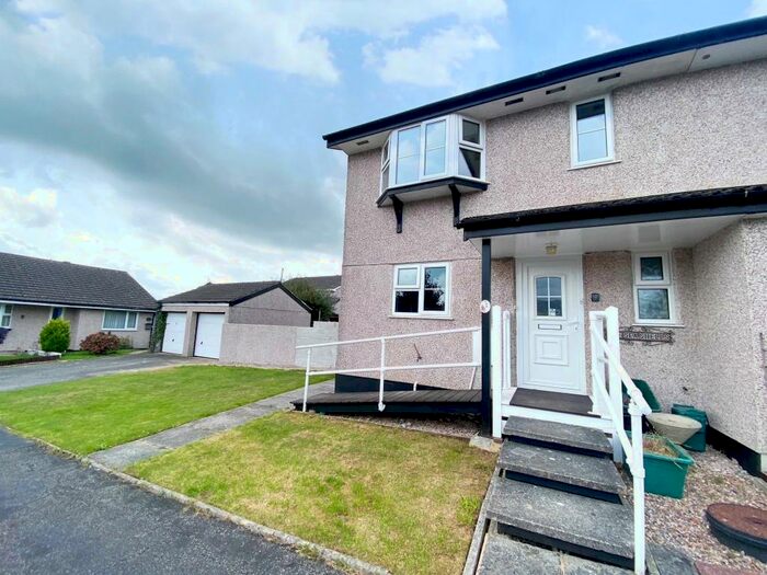 Houses for sale & to rent in PL15 9RU, St. GilesontheHeath