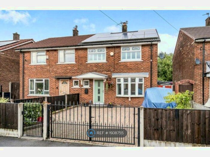 3 Bedroom End Of Terrace House To Rent In Mill Hill, Little Hulton, Manchester, M38