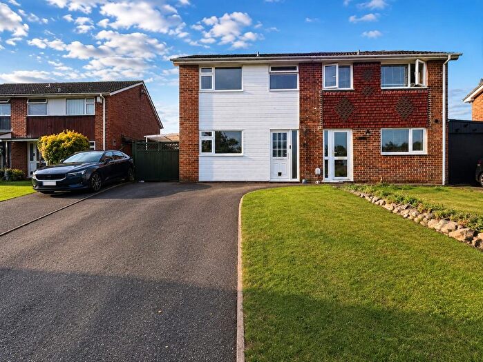 3 Bedroom Semi Detached House To Rent In Shakespeare Road, Dursley, Gloucestershire, GL11