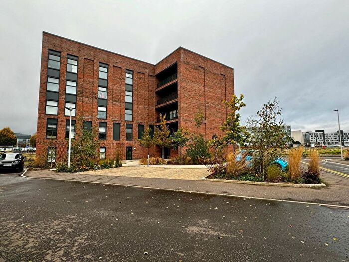 2 Bedroom Flat To Rent In Festival Court, Glasgow, G51