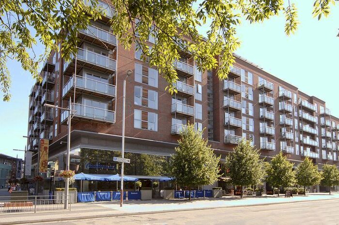 1 Bedroom Flat To Rent In The Heart, Walton-On-Thames, KT12