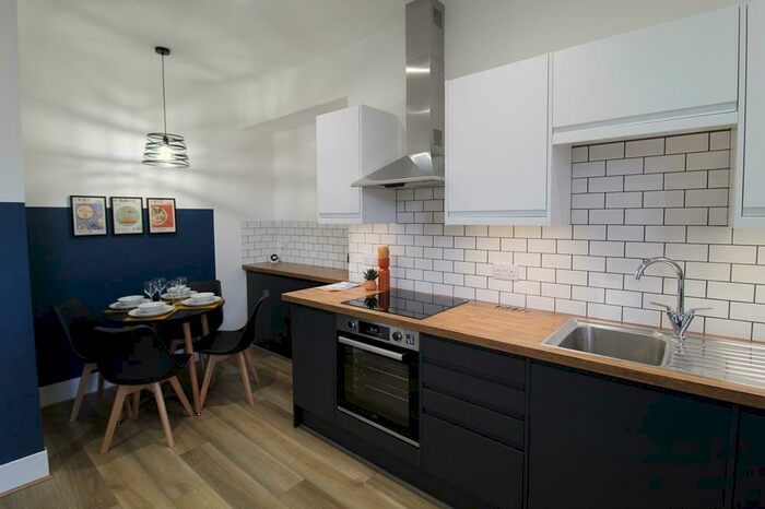 4 Bedroom Flat To Rent In Elmfield Avenue, First Floor Flat, AB24