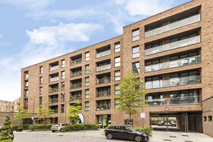 1 Bedroom Flat To Rent In Yeoman Street, London, SE8