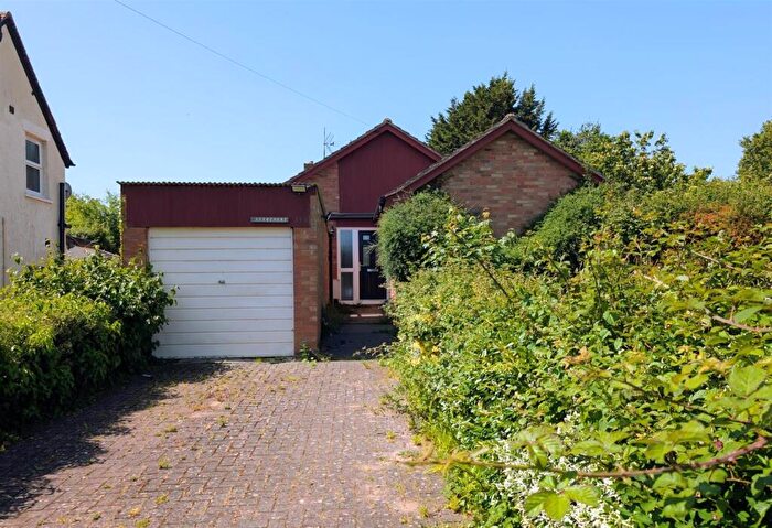 2 Bedroom Detached Bungalow For Sale In The Wheatridge East, Upton St. Leonards, Gloucester, GL4