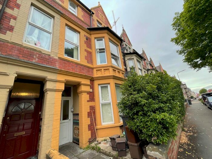 1 Bedroom Flat To Rent In Taff Embankment, Cardiff, CF11