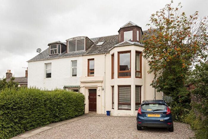 2 Bedroom Flat To Rent In Kier Street, Other, Perthshire, PH2