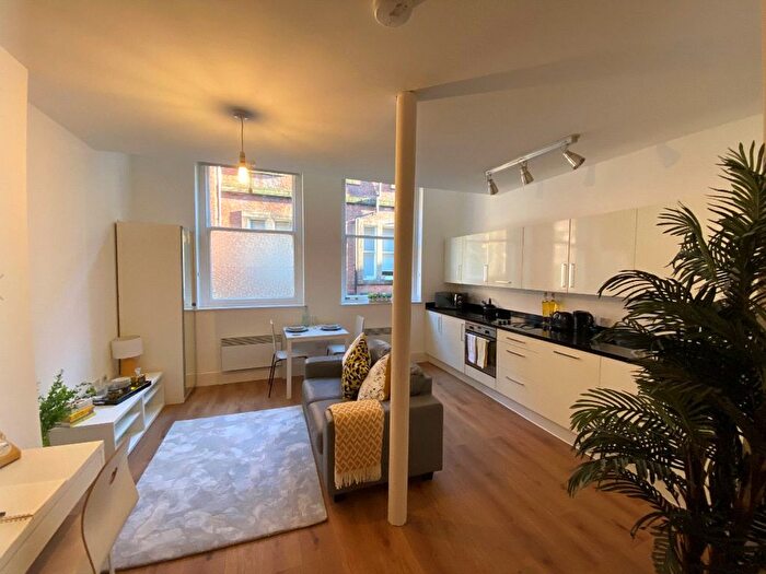 Studio To Rent In Town Hall, Bexley Square, Salford, Manchester, M3