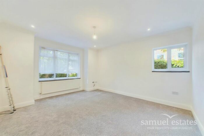1 Bedroom Flat To Rent In Leigham Court Road, Streatham, SW16