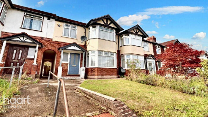 3 Bedroom Terraced House For Sale In Crawley Green Road, Luton, LU2