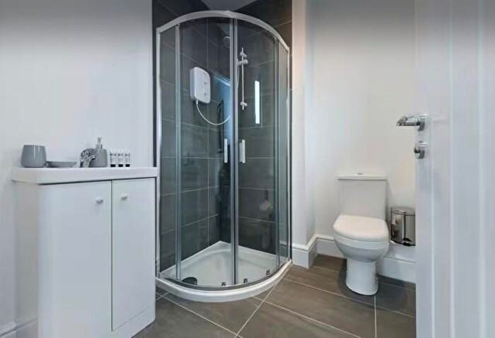 2 Bedroom Apartment To Rent In Dovecote Lane, Beeston, NG9