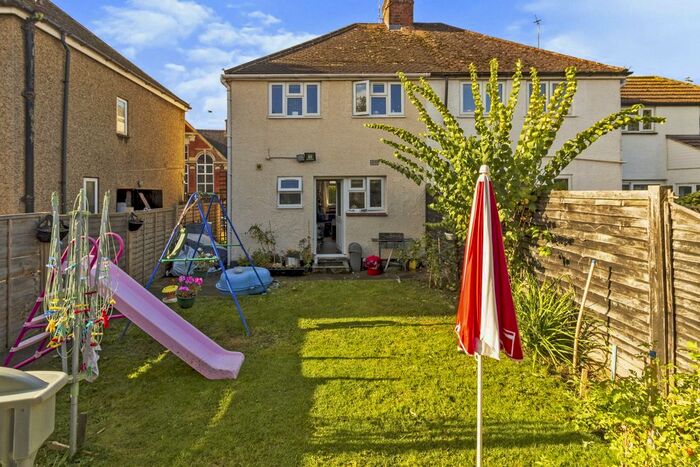 3 Bedroom Semi-Detached House To Rent In Bury Street, Newport Pagnell, MK16