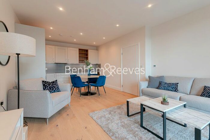 1 Bedroom Flat To Rent In Inglis Way, Hampstead, NW7