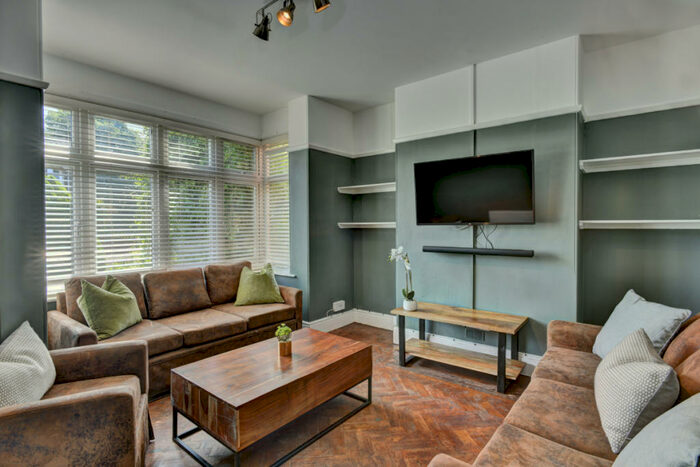 6 Bedroom Terraced House To Rent In Wrentham Estate, Old Tiverton Road, Exeter, EX4