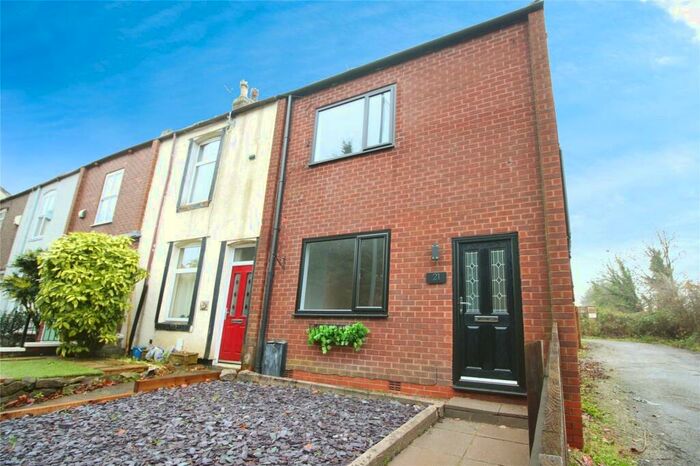4 Bedroom End Of Terrace House To Rent In Hough Lane, Tyldesley, Manchester, Greater Manchester, M29