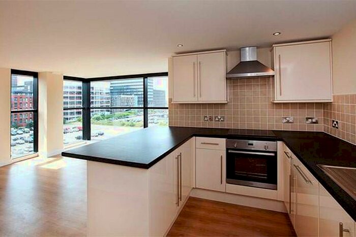 3 Bedroom Apartment To Rent In Hamilton House, Pall Mall, Liverpool, L3