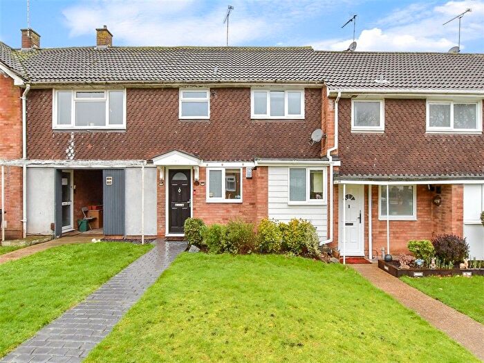 2 Bedroom Terraced House For Sale In Cross Green, Basildon, Essex, SS16