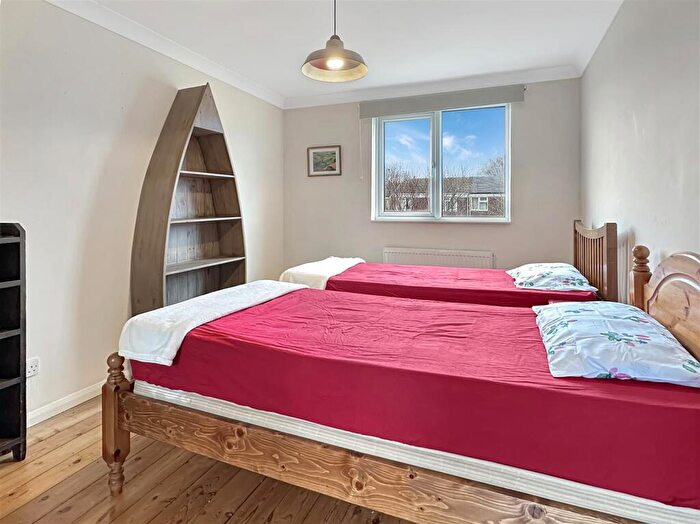 2 Bedroom Terraced House For Sale In Campkin Road, Cambridge, CB4