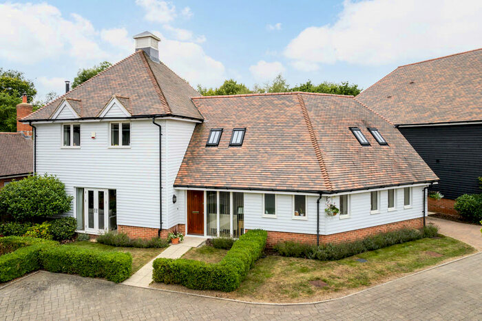 4 Bedroom Detached House For Sale In Eliot Place, Crowhurst, RH7
