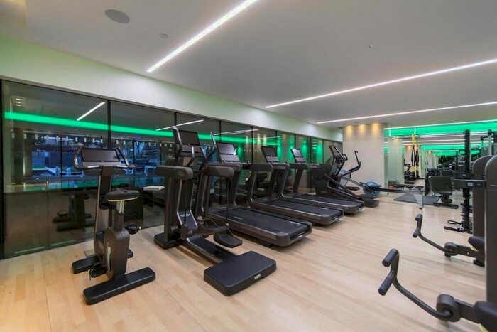 1 Bedroom Flat For Sale In The Knightsbridge Apartments, Knightsbridge, SW7
