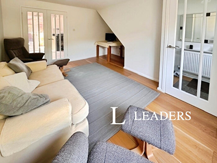 2 Bedroom House To Rent In Lukesland Avenue, ST4