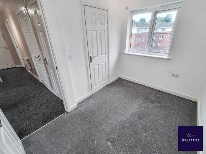 2 Bedroom Apartment For Sale In Whitecroft Meadow, Middleton, Manchester, M24