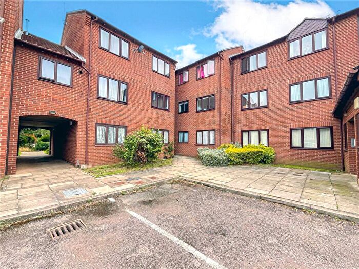 2 Bedroom Apartment To Rent In Saxon Mill Lane, Tamworth, Staffordshire, B79