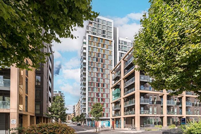 1 Bedroom Flat To Rent In Enterprise Way, Wandsworth, SW18