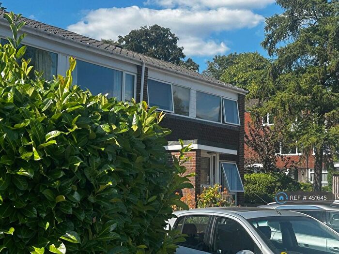 3 Bedroom End Of Terrace House To Rent In Sheldon Close, Reigate, RH2