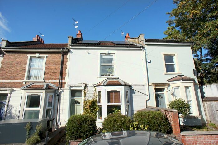 3 Bedroom Terraced House To Rent In High Street, Easton, Bristol, BS5