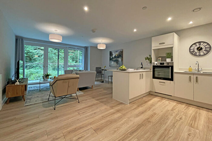 1 Bedroom Retirement Property To Rent In Kingston Road, Ewell Village, Surrey, KT17