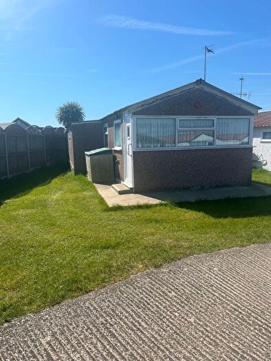 2 Bedroom Chalet For Sale In Park Avenue, Leysdown, Kent, ME12