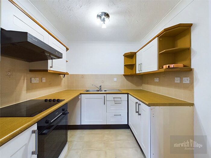 1 Bedroom Flat For Sale In Main Road, Harwich, Essex, CO12