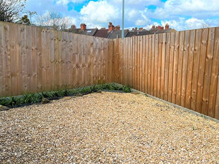 1 Bedroom Apartment To Rent In Swindon Road, Old Town, Swindon, SN1