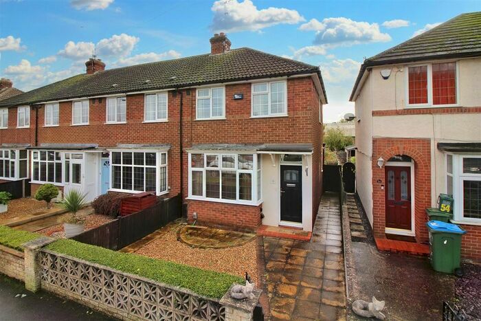 3 Bedroom End Of Terrace House To Rent In Stocklake, Aylesbury, HP20