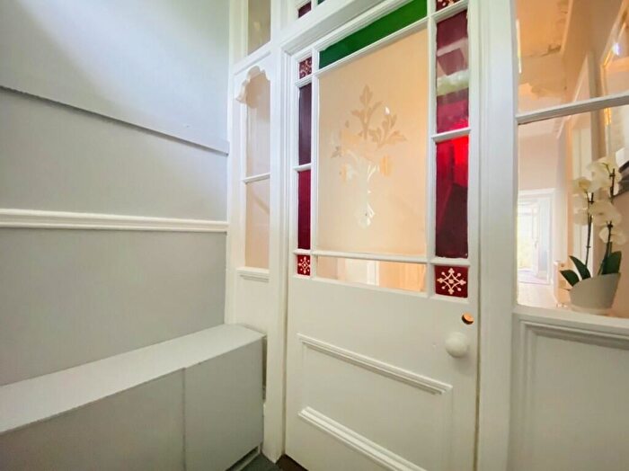 1 Bedroom Terraced House To Rent In Alexandra Road, Mutley, Plymouth, PL4