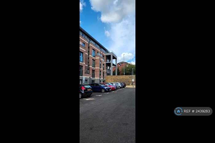 2 Bedroom Flat To Rent In Block A Alexandra Park, Leeds, LS4