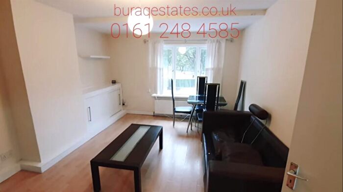4 Bedroom House To Rent In Mauldeth Road West, Manchester, M20