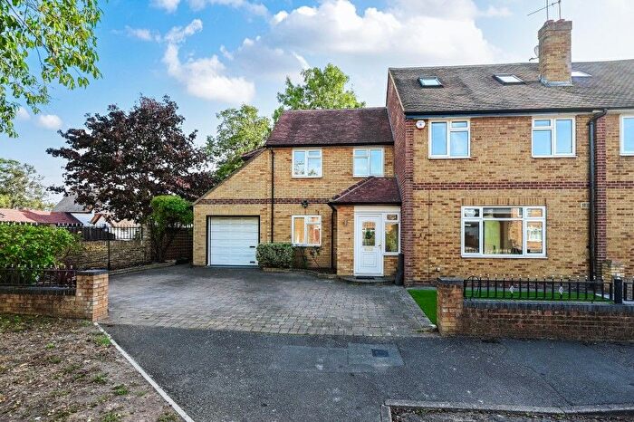 5 Bedroom Semi Detached House To Rent In Almond Close, Shepperton, TW17