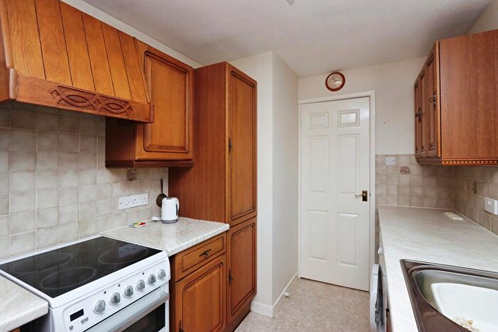 3 Bedroom Bungalow For Sale In Cranford Drive, Owlthorpe, Sheffield, South Yorkshire, S20