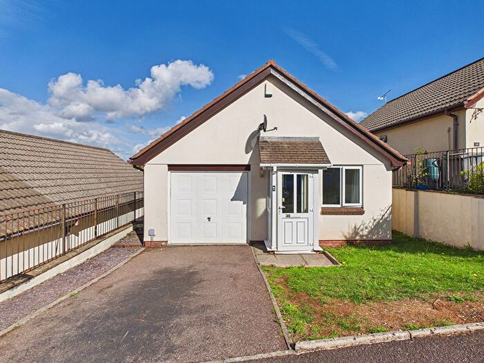 3 Bedroom Detached House For Sale In Haywain Close, Shiphay, Torquay, TQ2