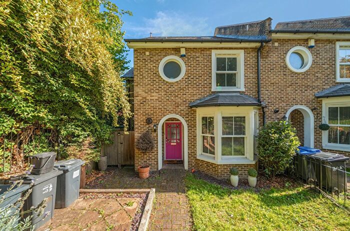 5 Bedroom Detached House For Sale In Valley Road, Kenley, CR8
