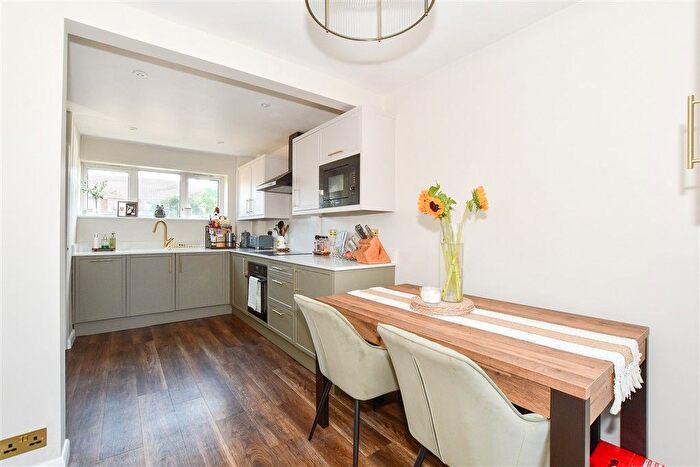 3 Bedroom Terraced House For Sale In Stubs Hill, Dorking, Surrey, RH4