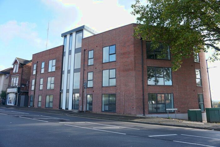 2 Bedroom Flat To Rent In Woodborough Road, Nottingham, NG3