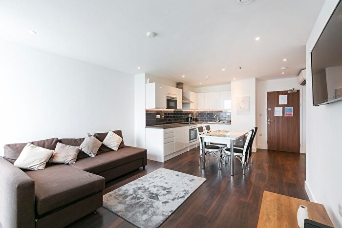 1 Bedroom Flat To Rent In Britannia Point, - Christchurch Road, Colliers Wood, London, SW19
