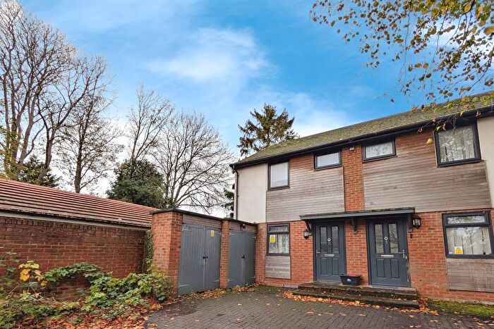 2 Bedroom End Terrace House To Rent In Howards Grove, SO15