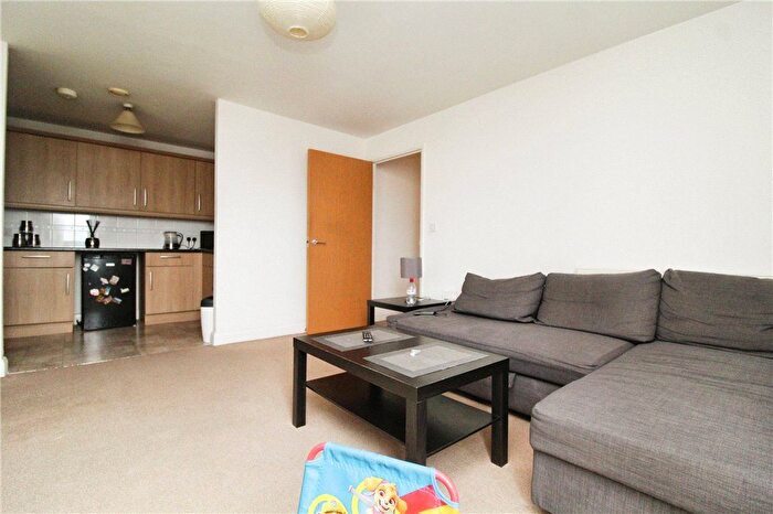 1 Bedroom Flat To Rent In London Road, Croydon, CR0