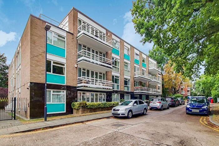 2 Bedroom Flat For Sale In Windermere Hall, Edgware, HA8